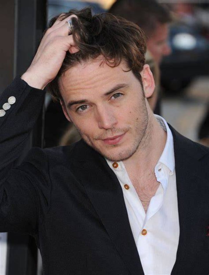 49 Photos Sam Claflin Being Absolutely Adorable in 2020 Sam claflin