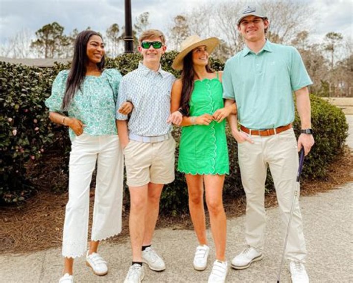 A Guide To Spectators' Dress Code