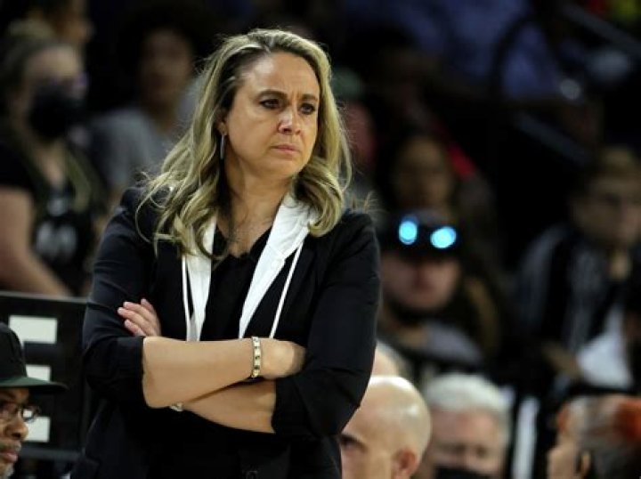 Becky Hammon suspended for comments on player’s pregnancy