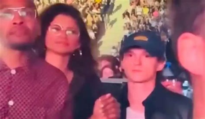 Beyonc&eacute;, Tom Holland e Zendaya in silenzio per la Mute Challenge