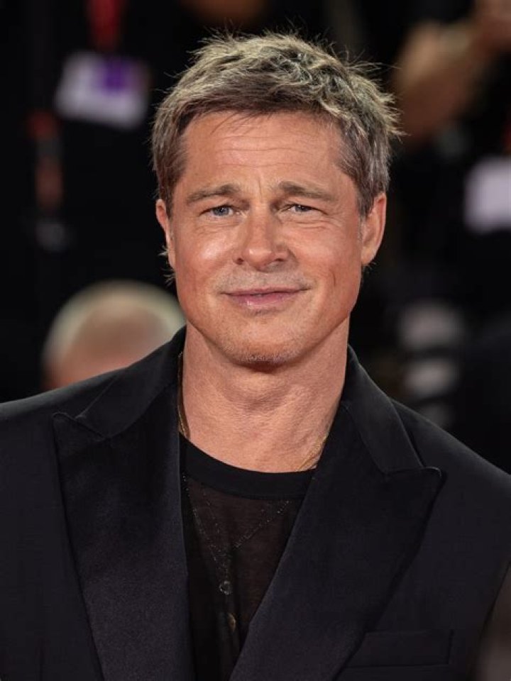 brad pitt Brad pitt, Brad pitt hair, Long hair styles men