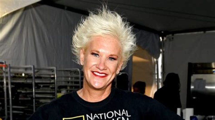Chef Anne Burrell Net Worth & Salary. Her Girlfriend Koren Grieveson
