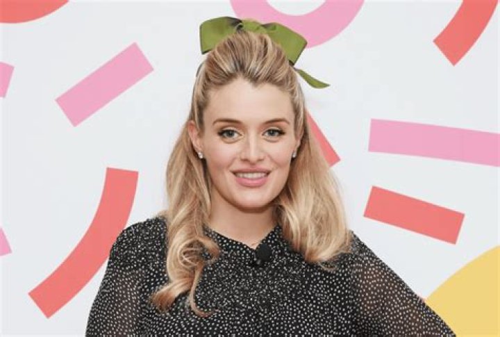 Daphne Oz Gives Birth to 4th Child With John Jovanovic Us Weekly