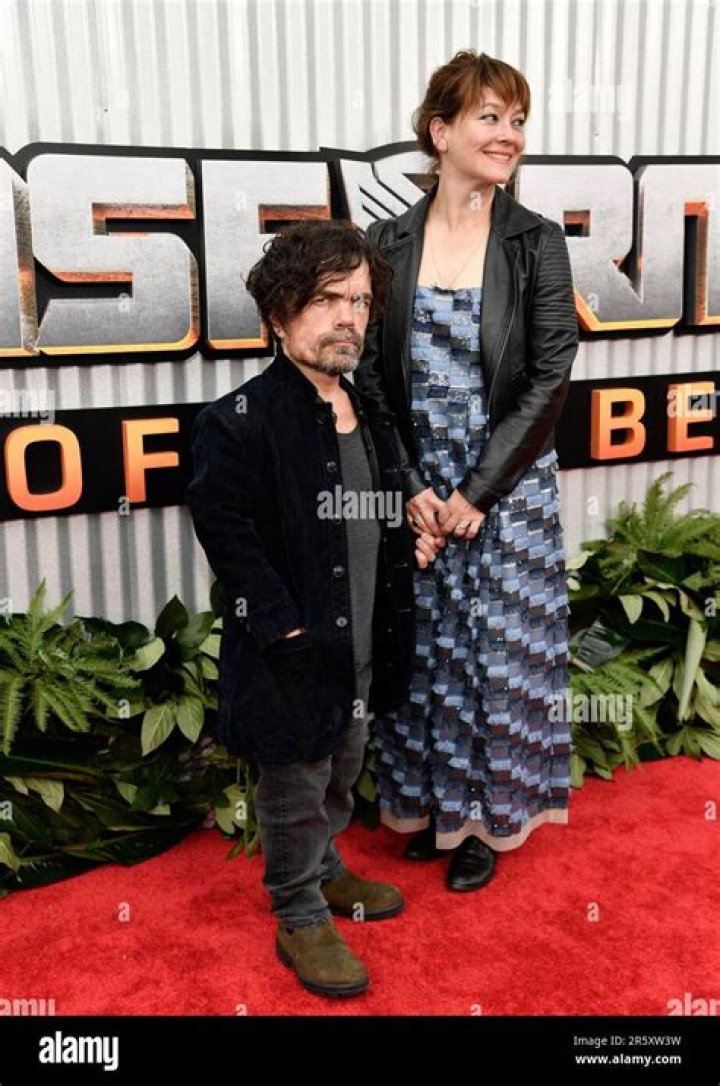 Does Peter Dinklage Have A Twin Brother? Jonathan Dinklage Age Gap