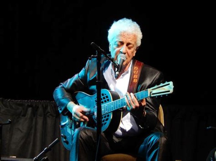 Doug MacLeod