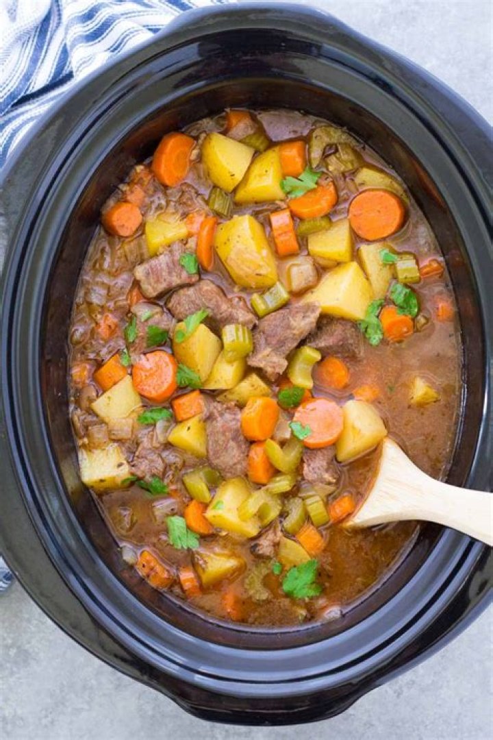 Easy Slow Cooker Beef Stew