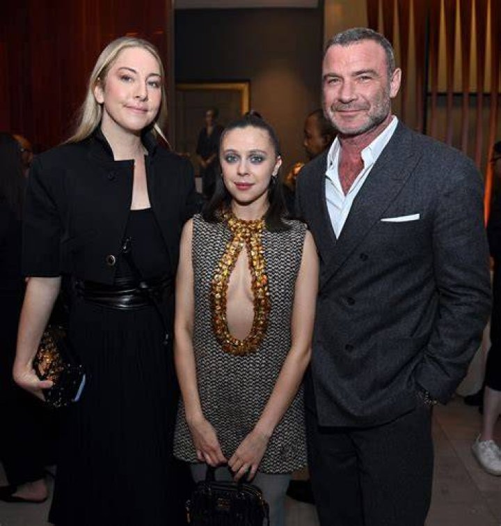 Este Haim Height, Weight, Net Worth, Age, Birthday, Wikipedia, Who