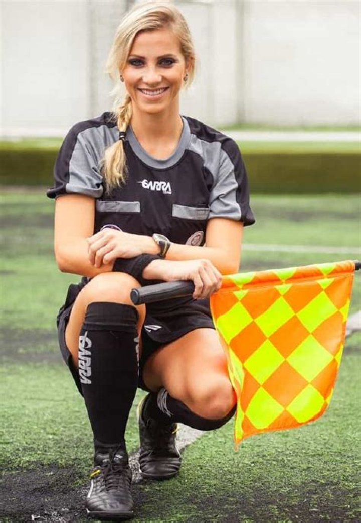Fernanda Colombo (Referee) Biography, Age, Wiki, Height, Weight