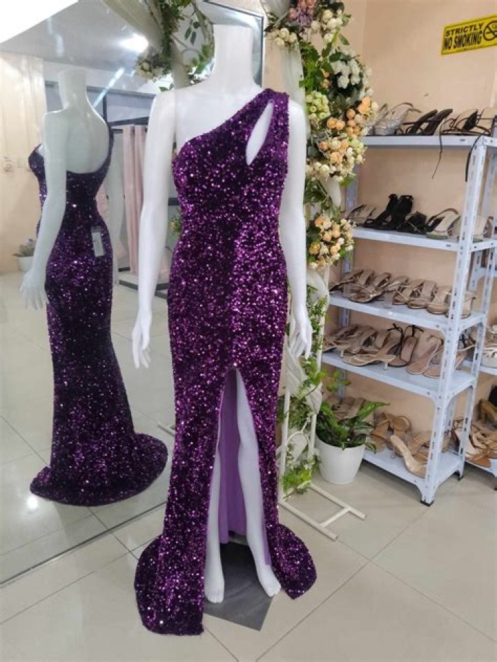 Gown, Gscsix