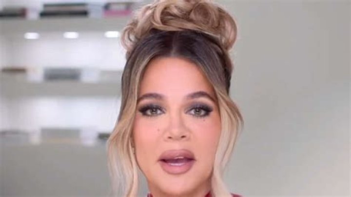 Is influencer Khloe Kardashian using her net worth to sue the