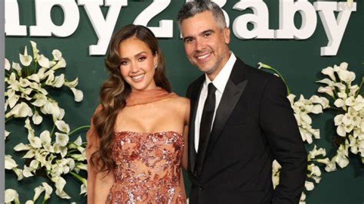 Jessica Alba on cravings, changes, and the celebrity baby boom