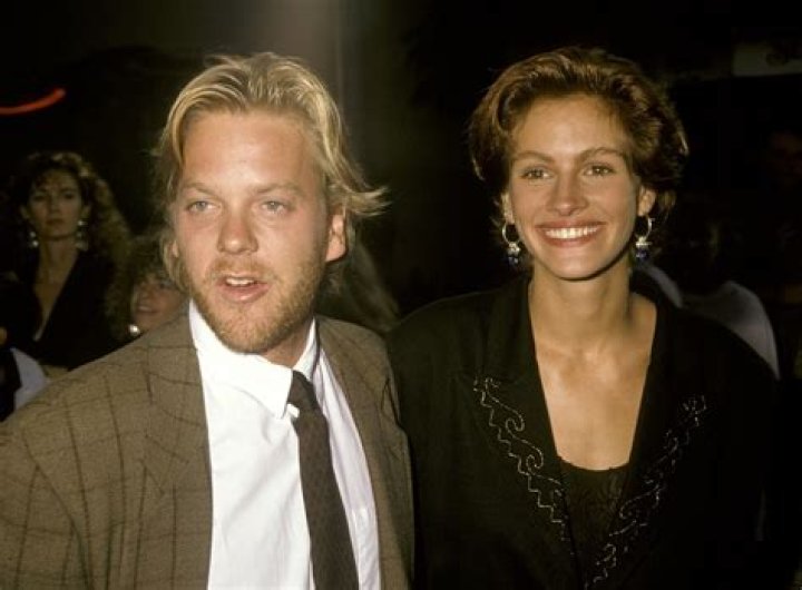 Kiefer Sutherland Said Julia Roberts Had 'a Lot of Courage' to Leave