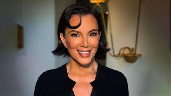 Kris Jenner's Sister Looks Just Like Her After 5Hour Facelift