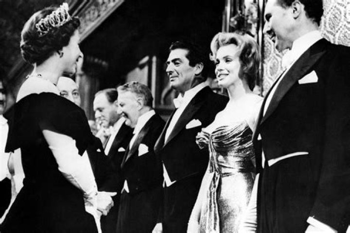 Marilyn Monroe Meets The Queen