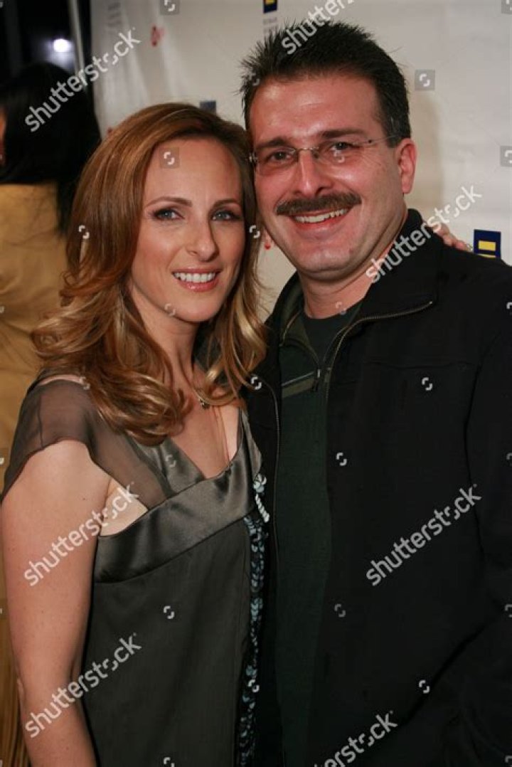 MARLEE MATLIN & HUSBAND THE BOURNE IDENTITY WORLD PREMIERE UNIVERSAL