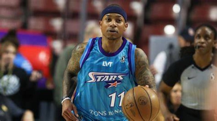 NBA Star Isaiah Thomas and Wife Are All Smiles While Enjoying A Much