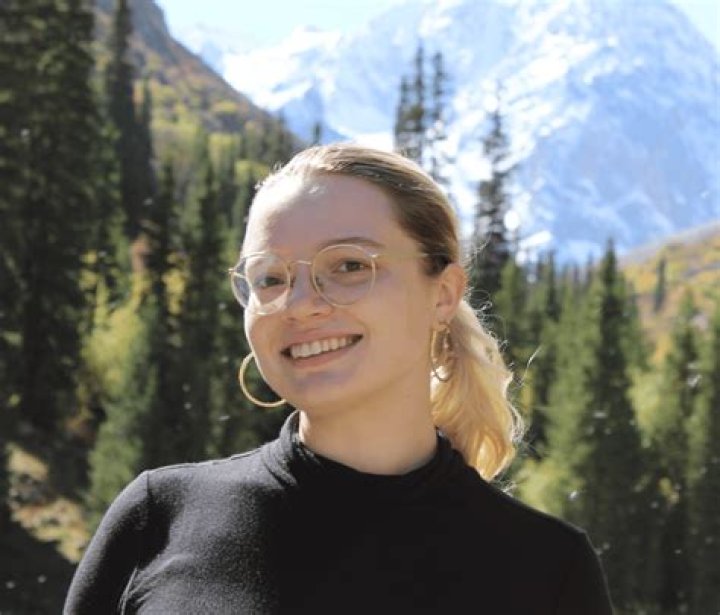 Nina Baker (_bakernina) Twitter