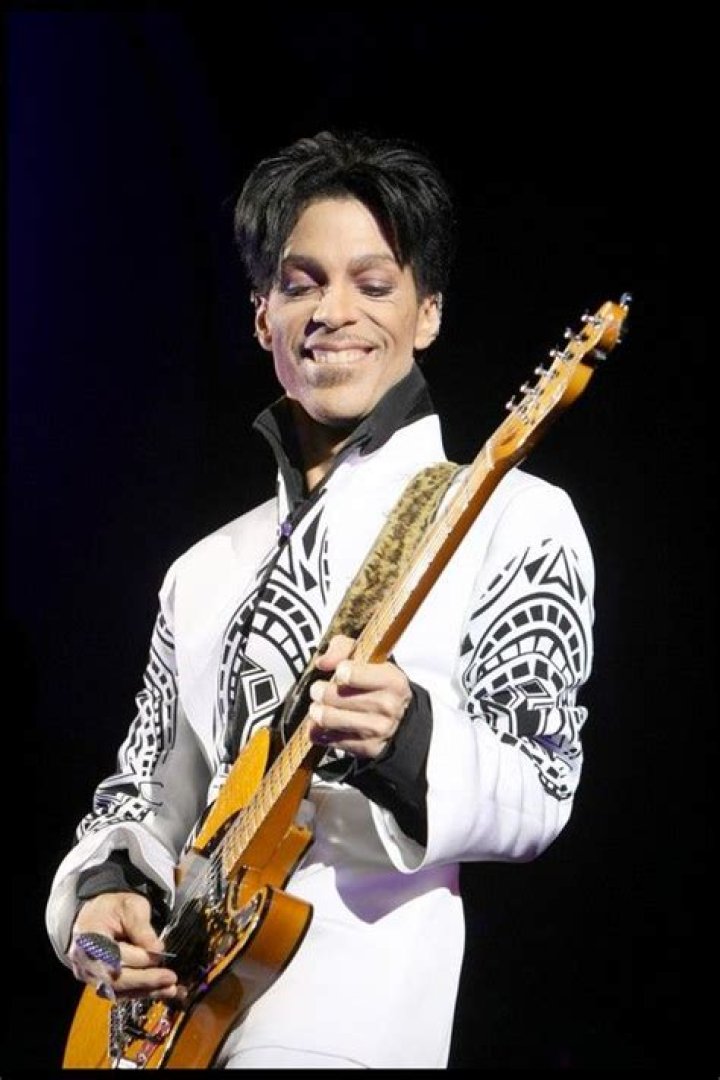Prince Dies At 57 ***FILE PHOTOS*** Celeb Dirty Laundry