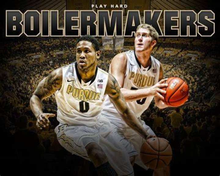 Purdue's Zach Edey Wins 2023 Naismith Men's College Player of the Year