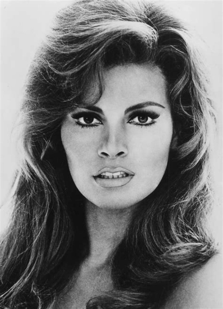 Raquel Welch's Daughter Tahnee Is Now 57 and Showed an Interest in