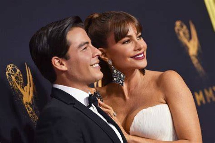 Sof&iacute;a Vergara Celebrates Son Manolo's 31st Birthday with Family Brunch