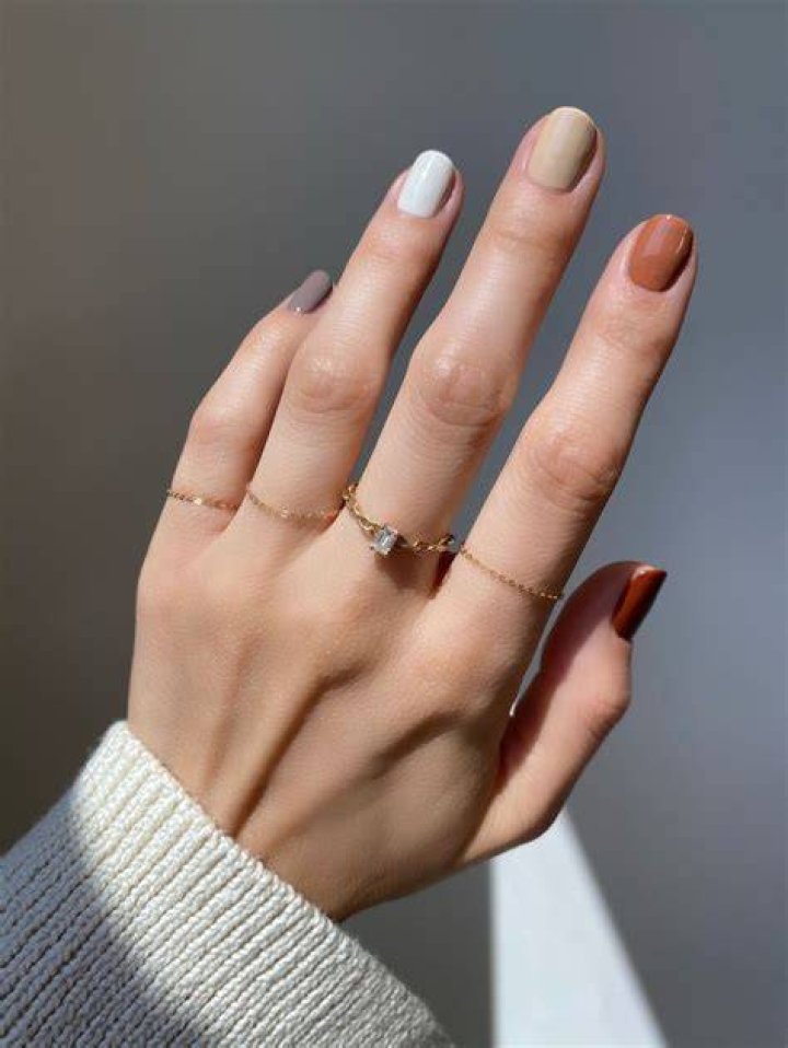 Update Your Mani With Transitional Fall Nail Colors Fashion