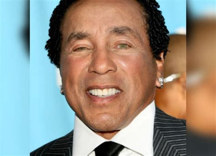 What Plastic Surgery Has Smokey Robinson Had? Hollywood Surgeries