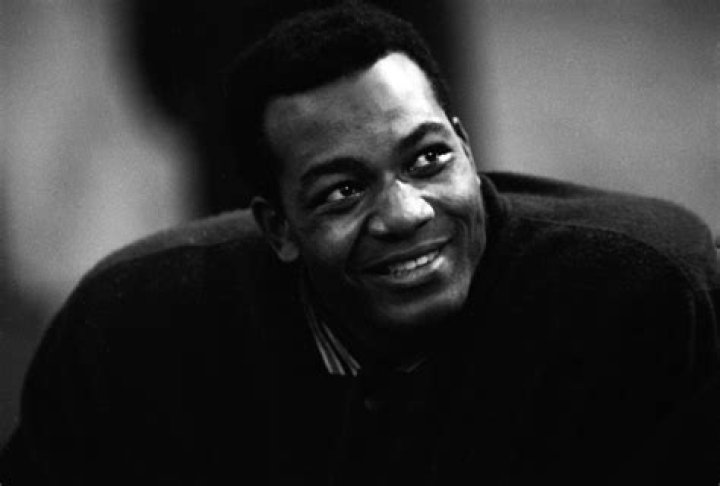 Who is Jim Brown's wife, Monique Brown?